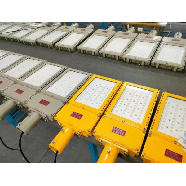 High efficiency 130lm/w IP66 and WF2 protection level anti-proof Flood light with street light mounting