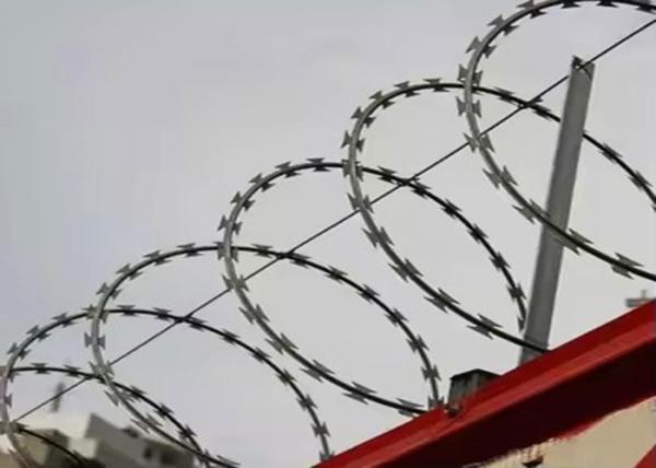 Quality Excellent Concertina Razor Barbed Wire Security Deployment Barrier for sale