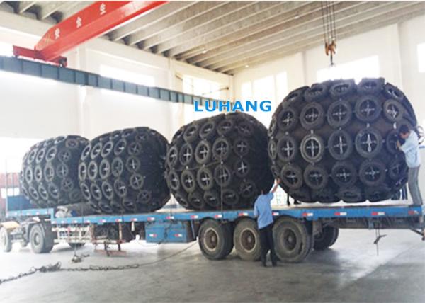 Quality Floating Ship Rubber Fender Synthetic Tyre Cord Layer With Safety Valve for sale