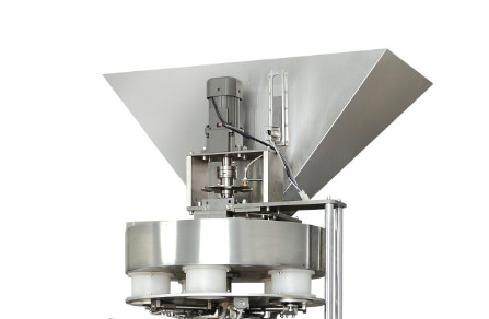 Snacks Packing Machine / Doypack Pouch Packing Machine For Pet Foods / Seafoods