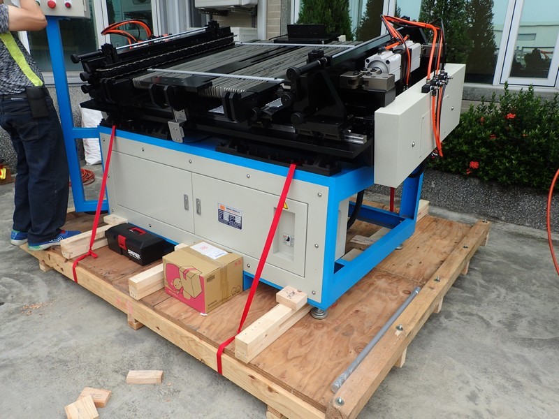 Servo Pneumatic Radiator Core Assembly Machine Adjustable Speed