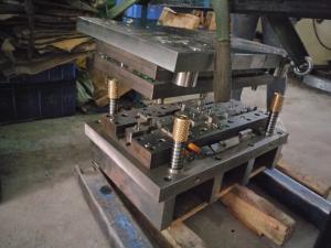 China Customized metal stamping mould and punching die mold ISO 9001 2008 Certificate on sale