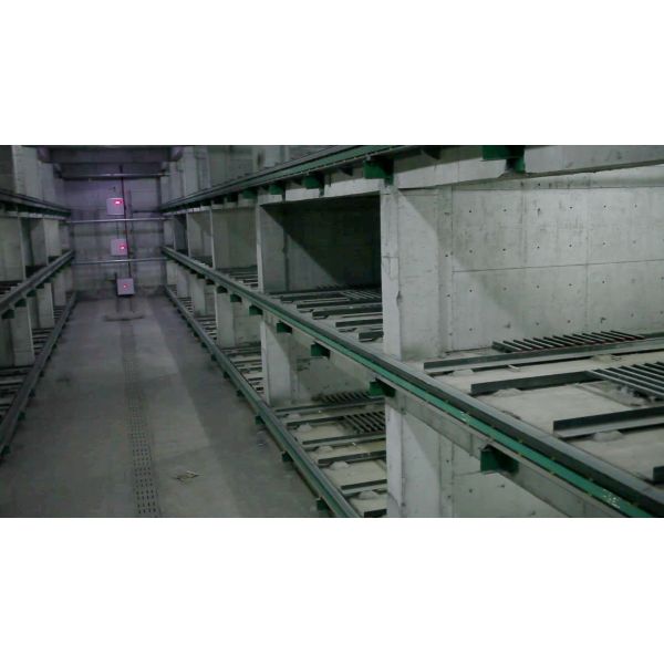 25. 5-10 Floors Fully Automatic Plane Movement Parking System
