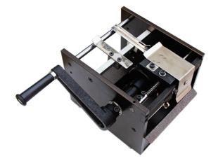 China Hand-cranked unilateral Capacitance cut the foot machine LM-201 on sale