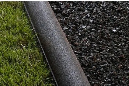 SBR Resin Pellet Anti Slip Tyre Rubber Crumb Multi Size For Home Garden