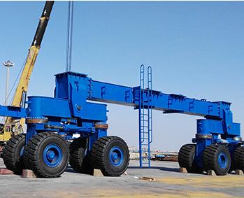 High Efficiency Port Gantry Crane , Ship To Shore Gantry Crane For Loading Dock