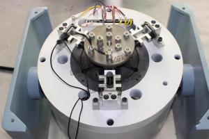 Wholesale High Frequency Electrodynamic Vibration Shaker Vertical Simple Controller Operation from china suppliers
