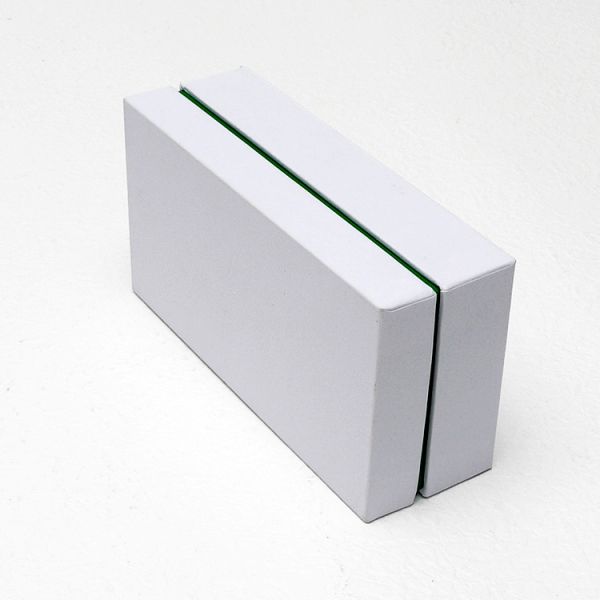 White Smartphone Case Packaging Box Printing Custom Logo , Gift Box For Phone