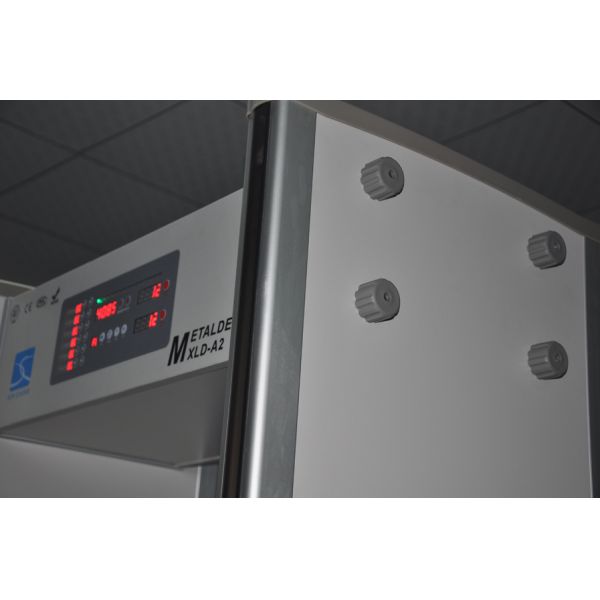 XLD-A Metal Detectors Walk Through Gate Professional Airport Walk Through Scanner