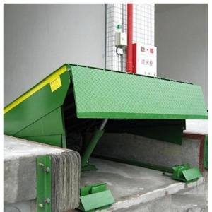 China Portable 1200mm Hydraulic Dock Levelers 8000kg Loading Dock Ramps on sale