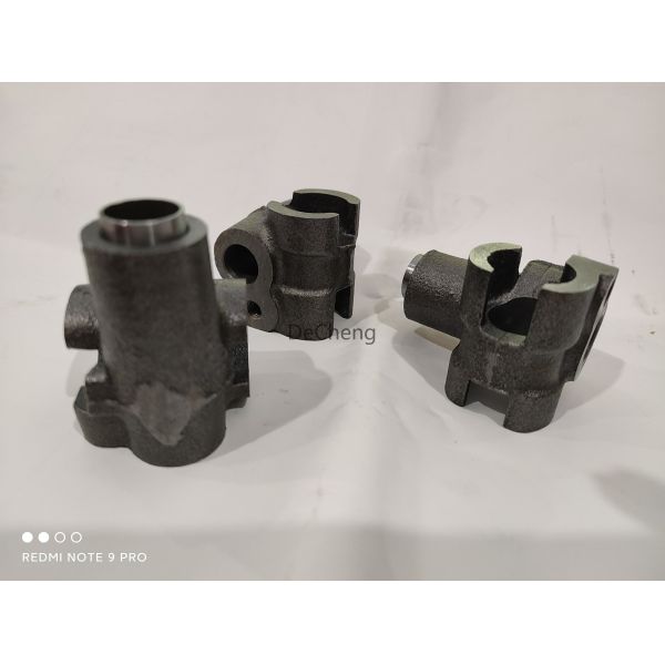 ME011258 Kobelco Engine Parts Valve Rocker Seat NO 2 6D31 6D34