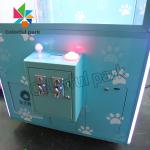 Single Player Custom Claw Machine For Game Center With color changing light