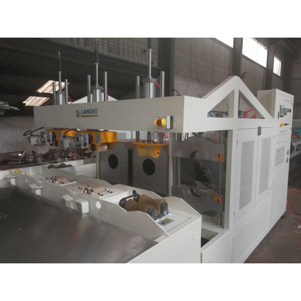 Plastic PVC Water Supply Pipe Making Extrusion Socket Belling Machine