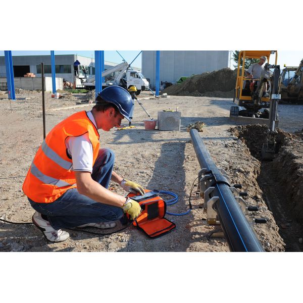 Injection Molding HDPE Electrofusion Fittings PN16 SDR11 PE100 Reducing Tee For Water Tubing