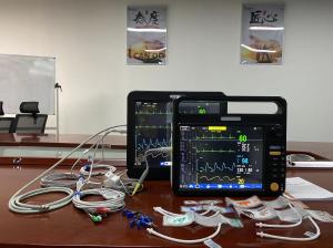 China Multilingual Veterinary Spo2 Monitor , Heart Machine Monitor For Rabbit Dog on sale