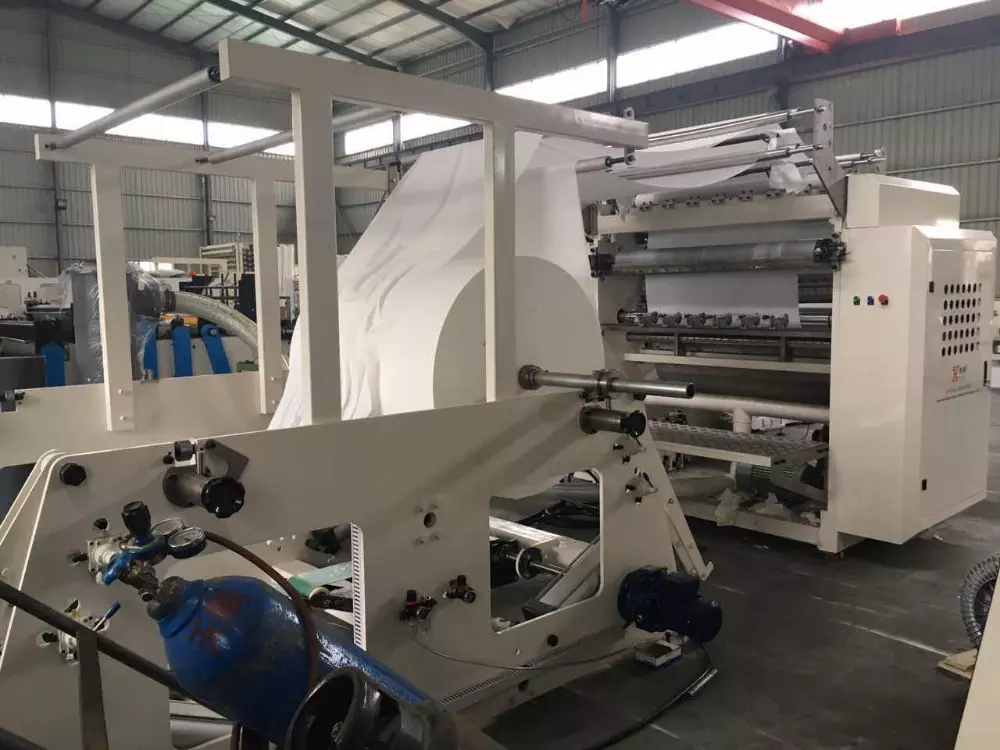 Sheet Roll Film Facial Tissue Packing Machine With Double Side Heat Sealing Function