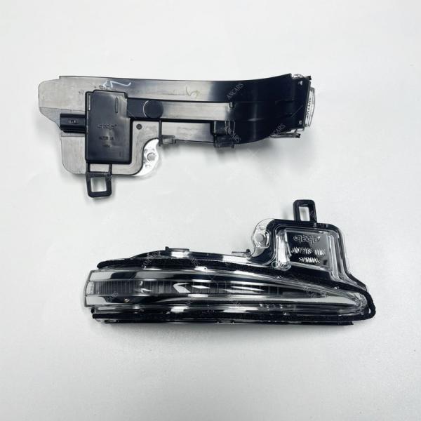 Standard Size Toyota Turn Signal Light For Rav4 2020 81730-0R040