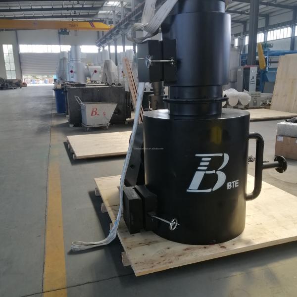 Solid Waste Incinerator Two Combustion Chambers Completely Burned Customized Color