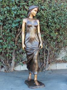 Customized garden decoration, life-size elegant and beautiful female bronze statue