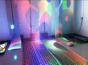 Waterproof Good Resolution 75% Transparent Curtain LED Display