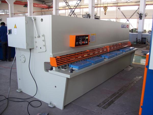 Quality Automatic CNC Sheet Metal Cutting Machine With Follwing Founction for sale
