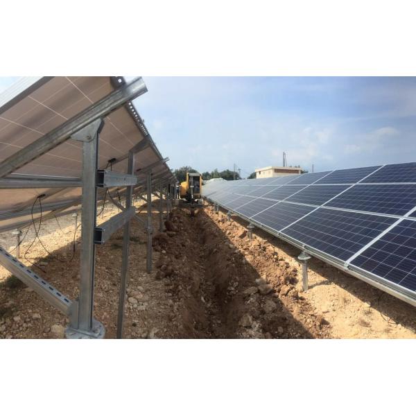 Screw Q235B Ground Mount Solar Racking Systems 2000 Aluminium Solar Structure
