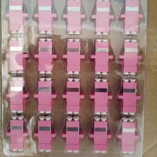 Pink color SC type 10G OM4 LC Duplex Pink plastic Fiber Optic Adapter,low insertion loss
