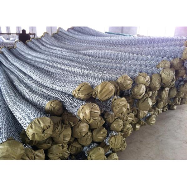 Chain link wire mesh fence 2m x 15m per roll mesh ：50mm x 50mm PVC Coated Hot Dipped Galvanized