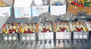 1000VDC Low Pass 1A Video Emi Signal Line Filters For Rf Shielding
