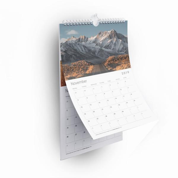 Kraft Paper Custom Wall Calendar Printing Threaded Circle Personalized Wall