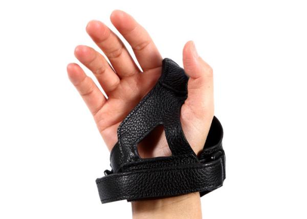 Quality Wearable 2D Qr Code Reader Wireless Glove Barcode Scanner Bluetooth Practical for sale