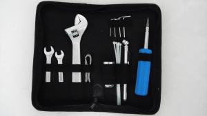 16 pcs tool set ,with adjustable wrench and combination wrench .