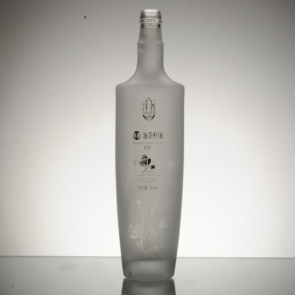 Industrial Beverage Square Glass Bottle 700ml with Decal Surface and Matte Black Finish