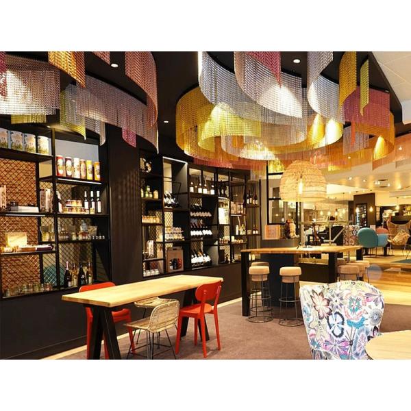 Chain link curtain, also named as chain fly screen or hook chain curtain, anodized aluminum material