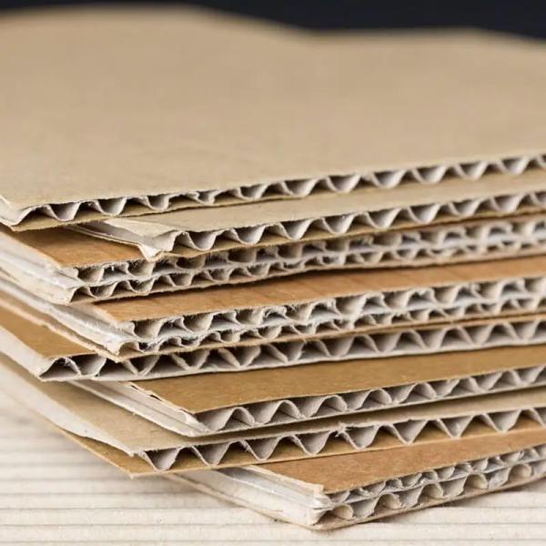 Three Layers Corrugated Board B Slot Size Thickness 2.5-3mm Cardboard Size Customized