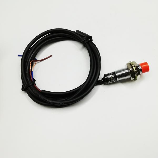 Cylindrical Type Automotive Auto Parts 2 Wire Type Sensor 24VDC Voltage