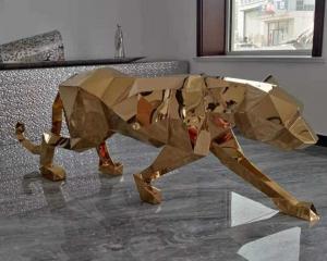 China 1.8m Length Painted Abstract Life Size Animal Sculptures on sale