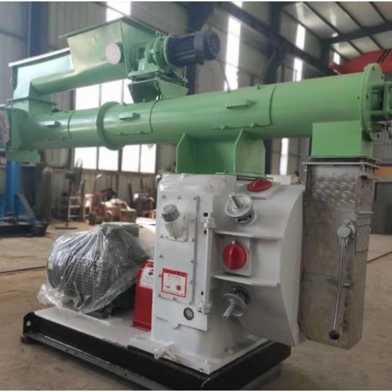 Quality High Efficiency Chicken Feed Maker Machine 22kw Feed  Pellet Mill Machine for sale