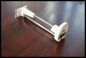China supermarket Metal garment display hook on slatwall/slatwall display hook on sale