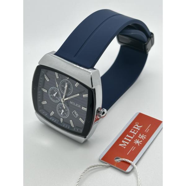 Durable And Elegant Men's Quartz Wrist Watch With Leather Band