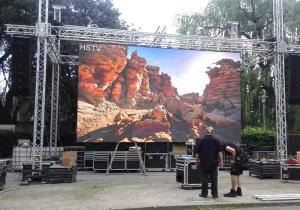 China 4m X 3m P2.6 P3.9 DJ LED Pixel Screen Outdoor Waterproof Wedding Background Rental LED Display Video Wall Panel on sale