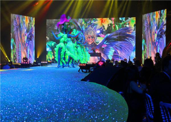 Quality Indoor P3 Full Color Led Display High Definition Customized Creative Application for sale