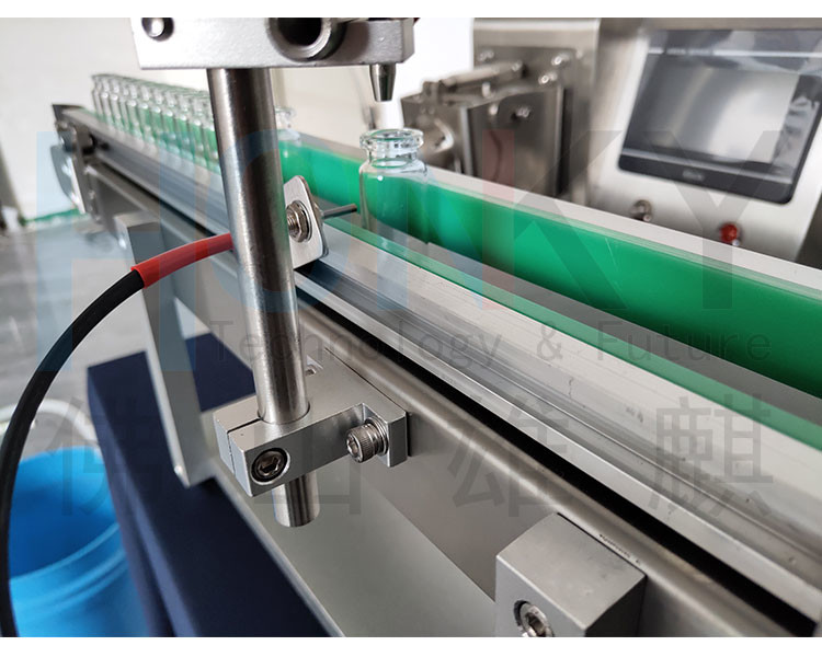 Desktop Conveyor Type Small Vial Filling Machine With High Precision For Small Batch Bottle Filling