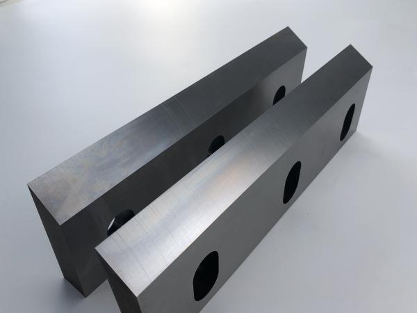Quality D2 Material Plastic Crusher Blade For Crushing Plastic Rubber Tyre for sale