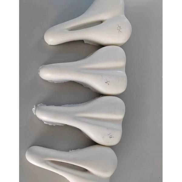 PU Bicycle Seat Excellent Surface Finish Polyurethane Release Agent Solvent Based