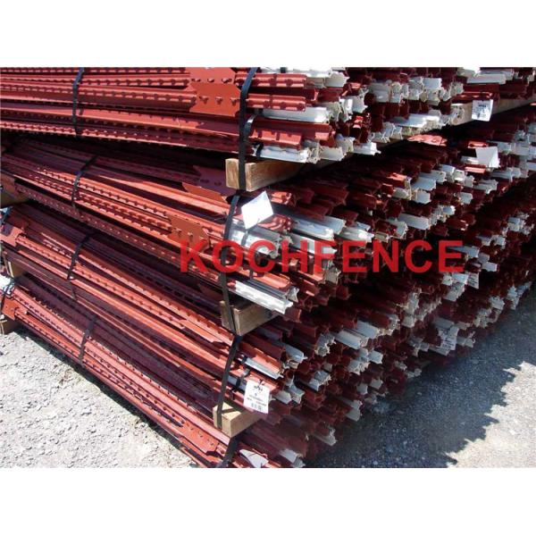 Round / Square Shape Metal Fence Posts Rust Resistant Convenient Installation