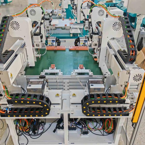 220V Automatic Screw Locking Machine 0.4Mpa - 0.6Mpa Auto Screw Machine