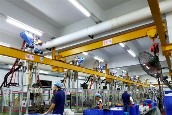 Quality Masterbatch Plastic Mixing Machine Volumetric Doser For Injection Moulding for sale