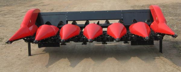 Quality Horizontal Corn Combine Header / Combine Harvester Header 6 Rows for sale
