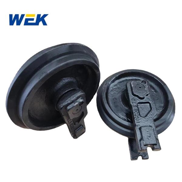 KOMATSU PC10 PC18 Excavator Idler Undercarriage Components Front Idler Assy